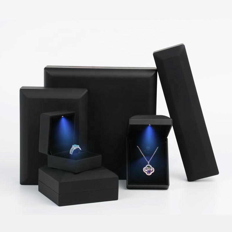Custom Luxury Black Plastic Gift Logo Set Velvet Led Light Necklace Ring Jewelry Jewellery Packaging Box With Light up for F59