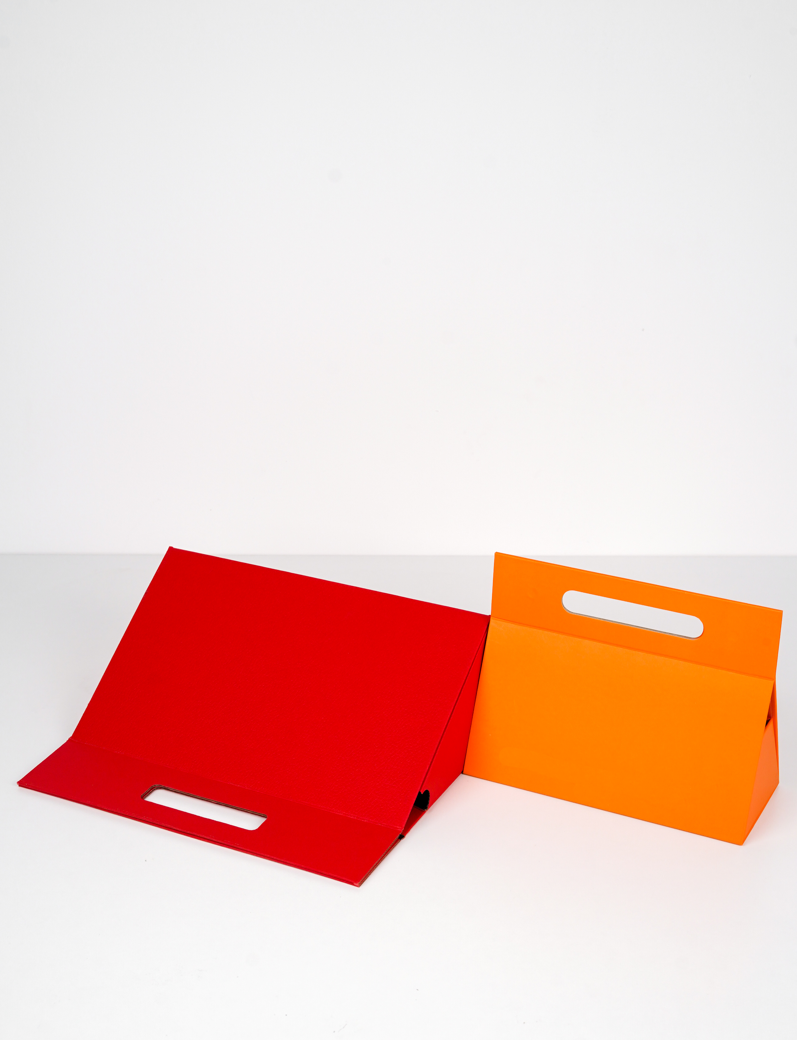 Wholesale Custom Red/Orange Foldable Gift Box, Rigid Cardboard Die-Cut Handle Tote Box for Food, Wine &amp; Holiday Gift Packaging