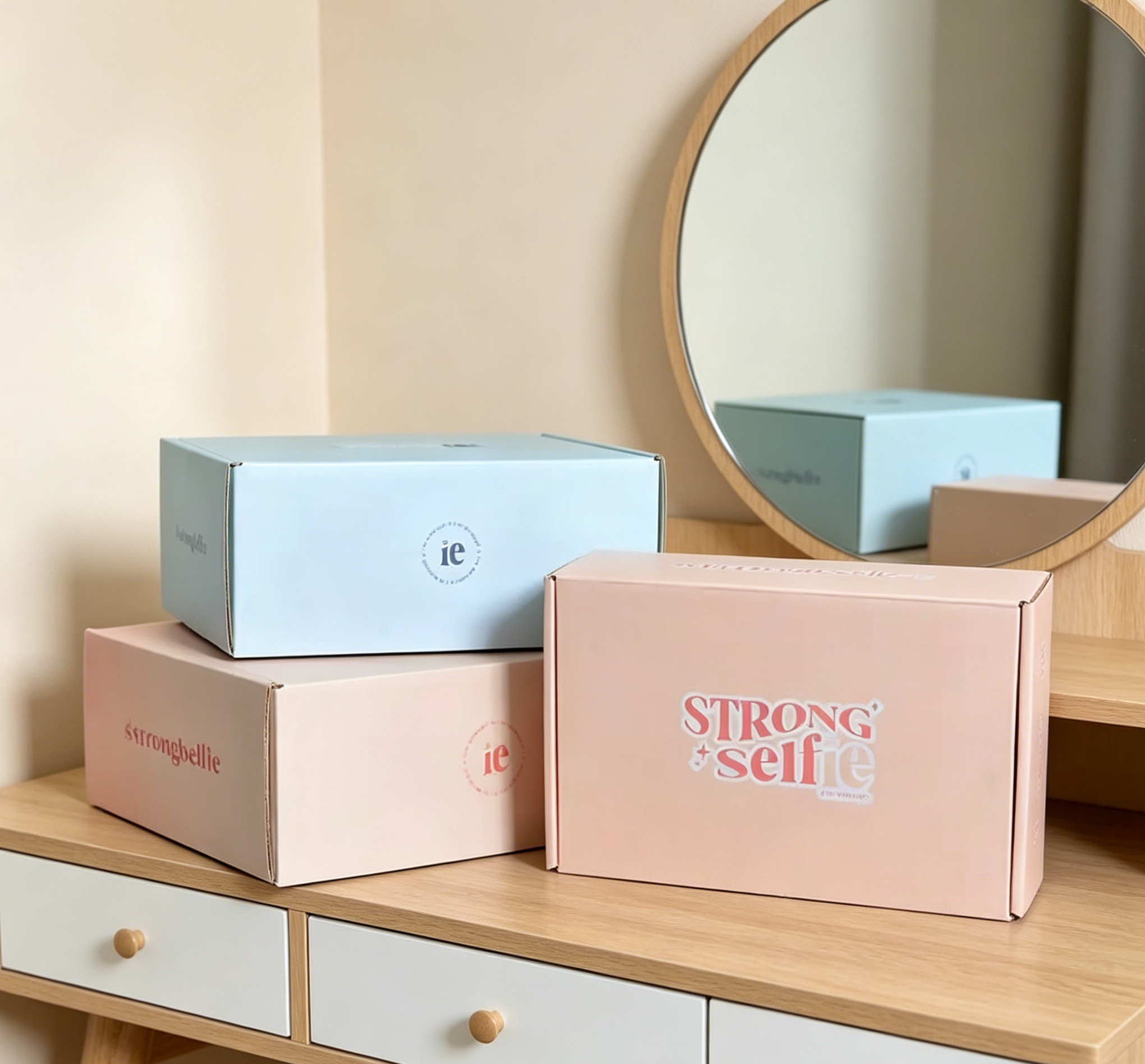 Luxury Eco-Friendly Green Gift Mailer Box Custom Logo UV Printed Rigid Cardboard Box Recyclable Premium Packaging for Cosmetics