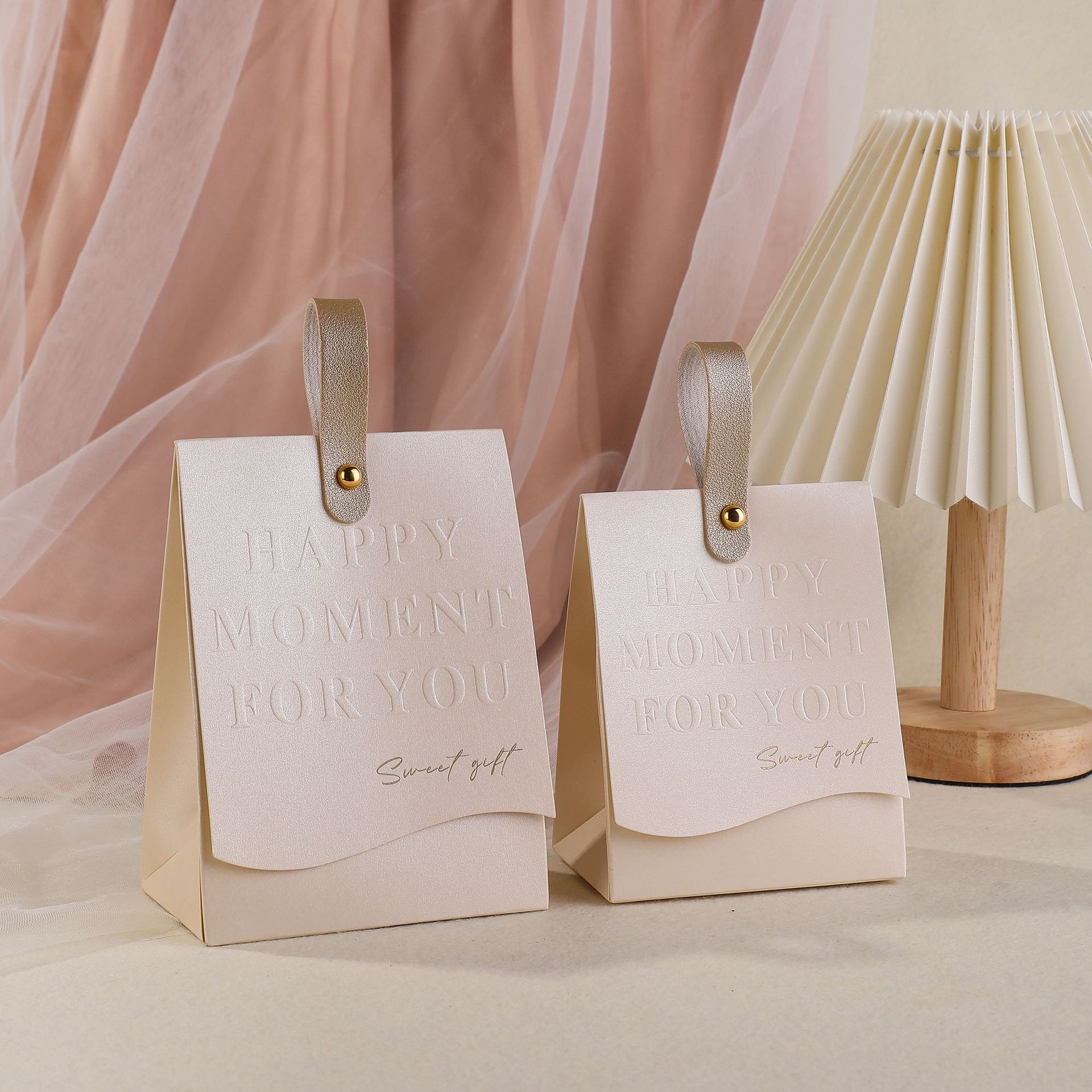 Wedding Guests Gift Packaging Wholesale Chocolate Paper Packaging Boxes for Wedding Gifts Packaging