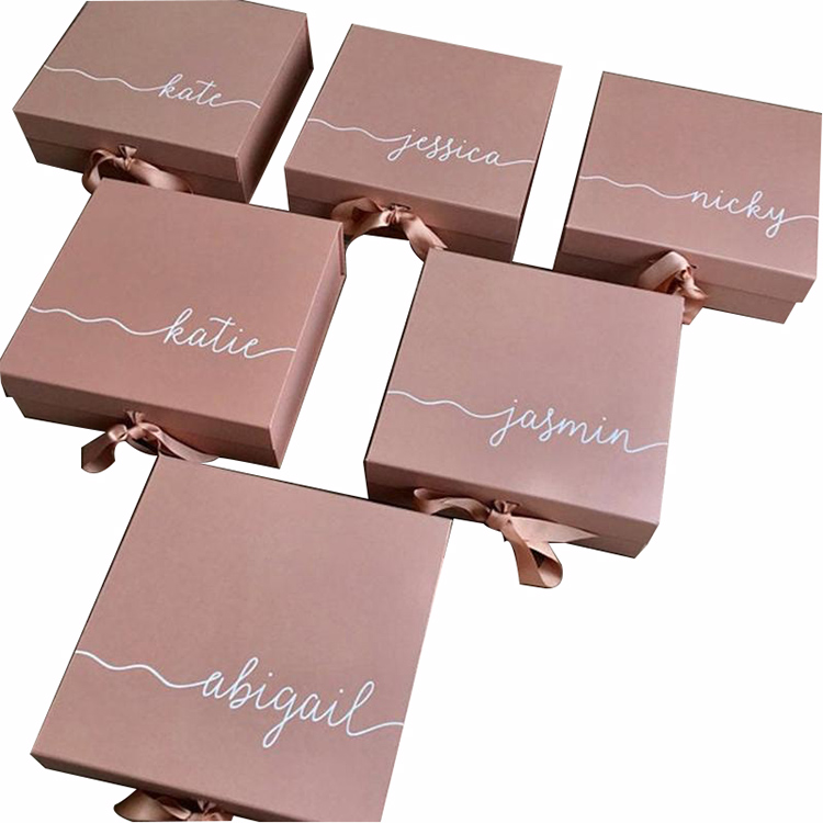 Magnetic closure gift box sample 3