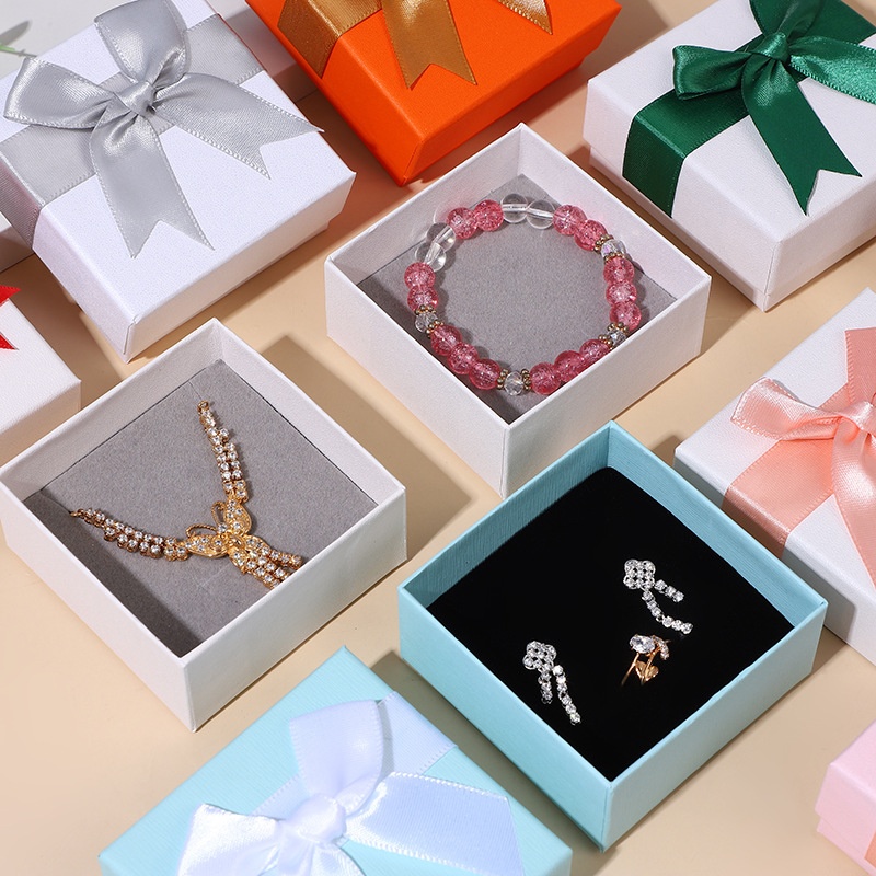 Wholesale Jewelry Gift Box Ring Necklace Cardboard Paper Jewelry Packaging Box with Bow and Sponge
