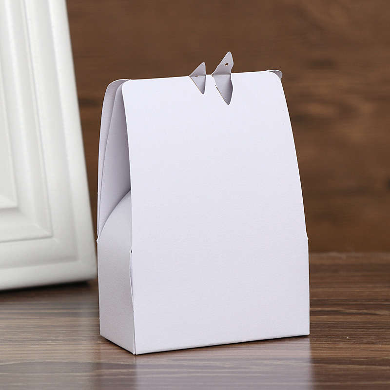 New Wedding Party Castle Sweet Box Chocolate Creative Hollowed-out Paper Box Candy Packaging Box for Souvenir Gift