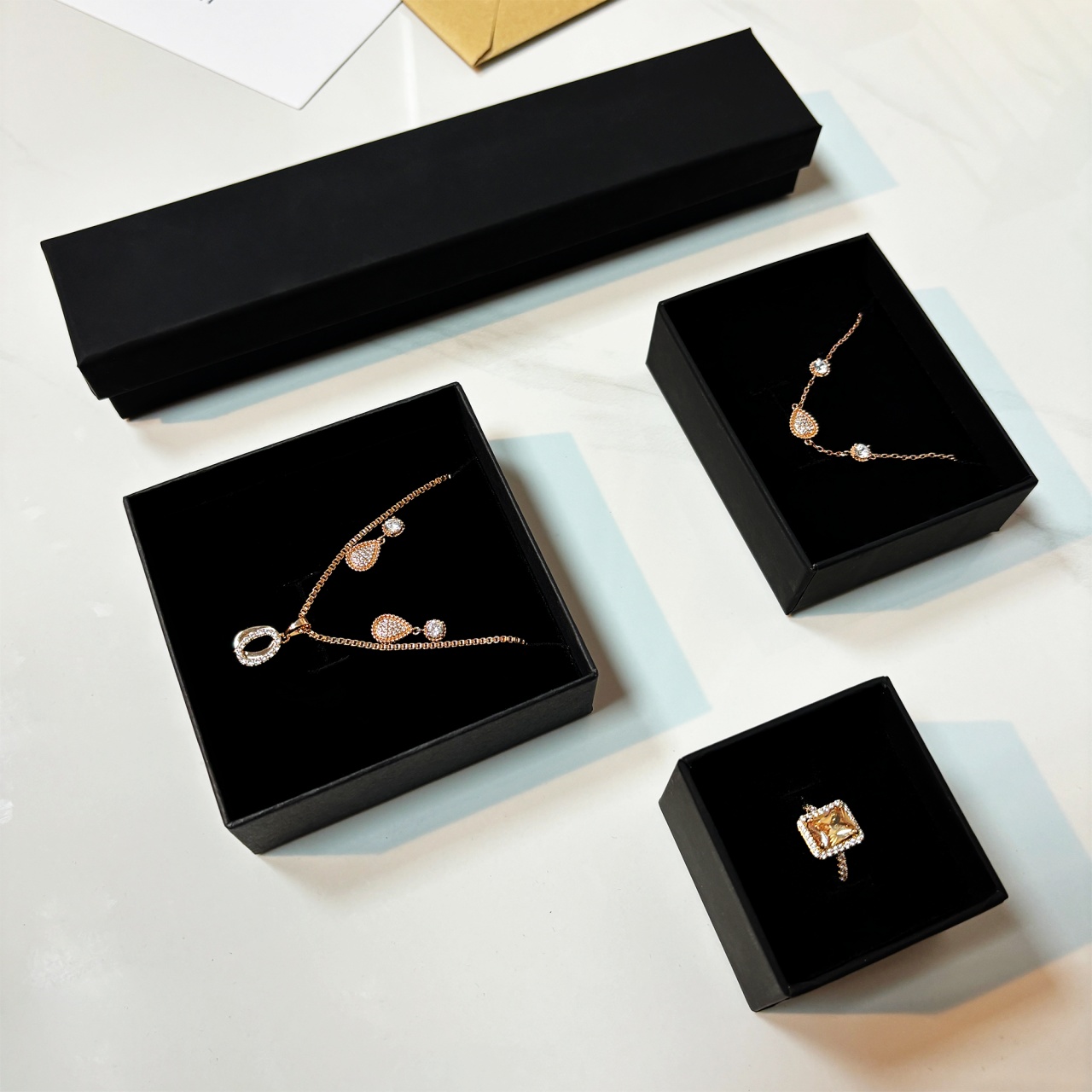 Wholesale Factory Direct Sales Cardboard Jewelry boxes Custom Logo Design magnetic closure Necklace Ring Earring Jewelry boxes
