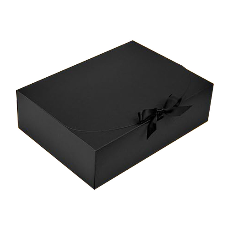 White Gift Box Kraft Paper with a Bow Party Favor Box for Holidays Decorative Packaging Box for Christmas Gifts