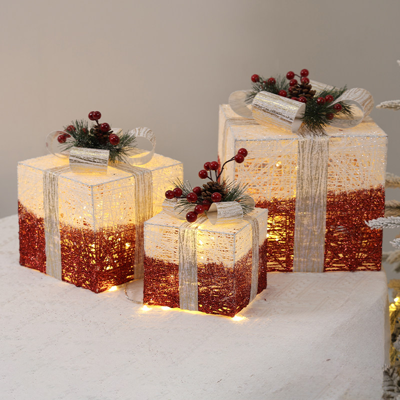 Multiple Designs Christmas Holiday Warm White LED Light Gift Box with Pine Cone Fairy Decorations Christmas Gift Box