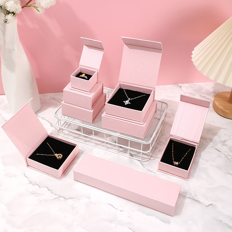 Custom White Logo Empty Small Magnetic Necklace Jewelry Box for Gift Display Packaging