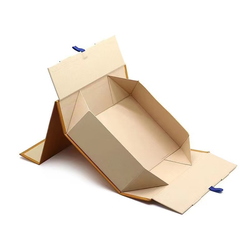 Corrugated Paper Gift Box High Quality Kraft Cosmetic Storage Express Clothing Board Packaging With Customizable Logo