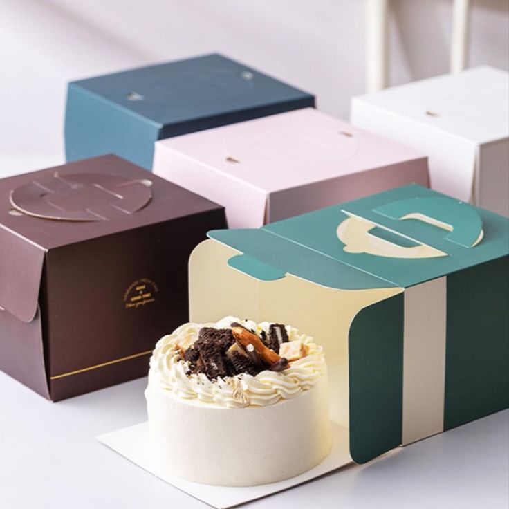 High Quality Custom Biodegradable Folding Paper Cardboard Packing Wholesale Cake Biscuit Cookie Donut Box Packaging With Logo