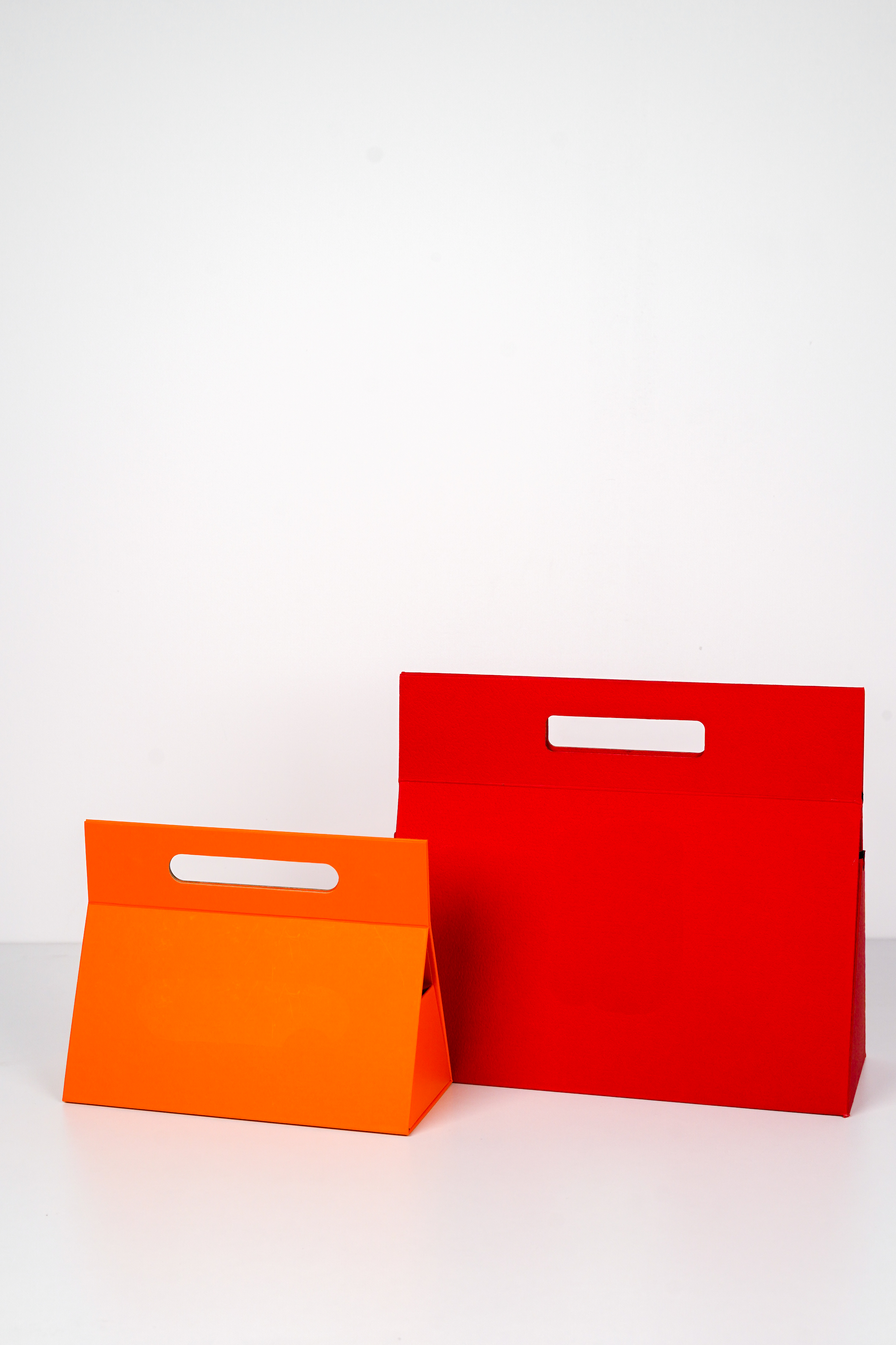 Wholesale Custom Red/Orange Foldable Gift Box, Rigid Cardboard Die-Cut Handle Tote Box for Food, Wine &amp; Holiday Gift Packaging
