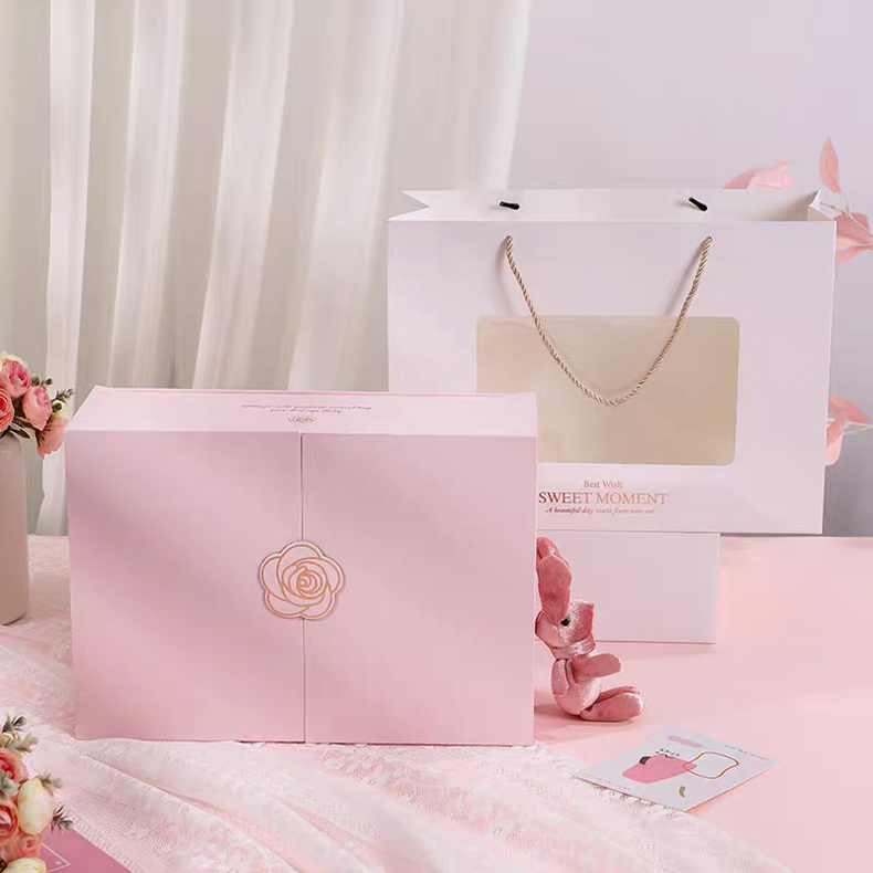 Factory Customization Luxury Pink Magnetic Gift Box for Birthday Holiday Anniversary Gift Box