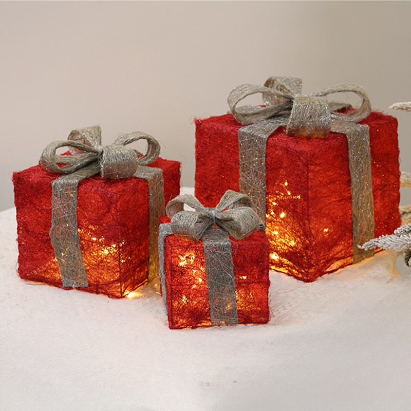 Multiple Designs Christmas Holiday Warm White LED Light Gift Box with Pine Cone Fairy Decorations Christmas Gift Box