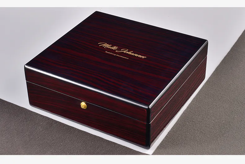 Luxury Box Detail Showcase