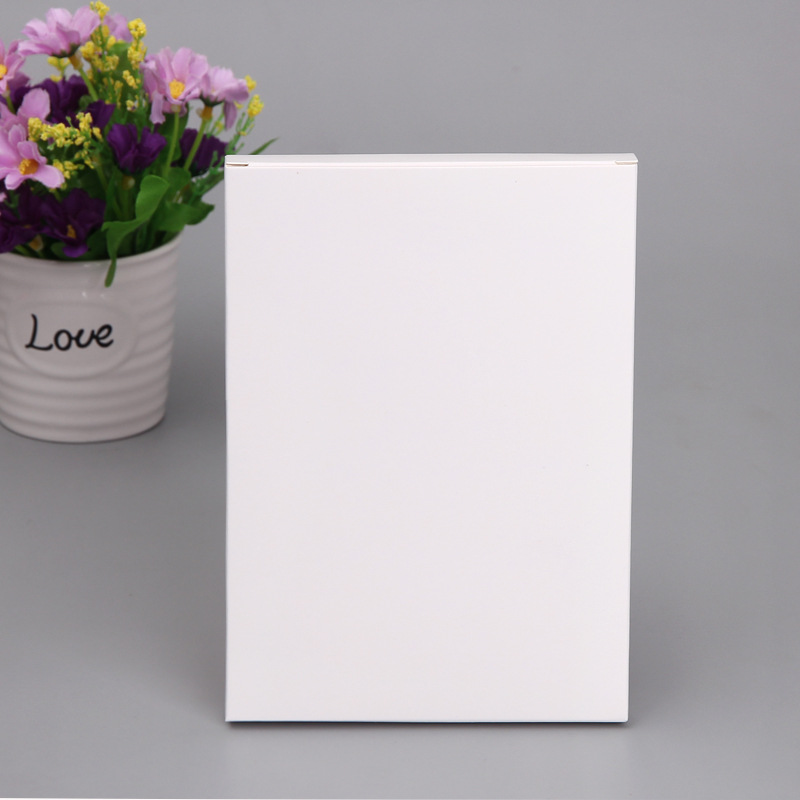 Customized Kraft Paper Boxes Environmentally Friendly Biodegradable Holiday Gift Packaging Box