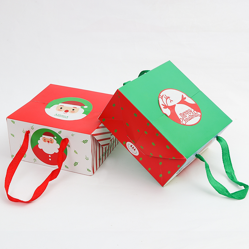 Christmas Packaging Gift Boxes Hot Sale Luxury Lovely Portable Christmas Gift Box