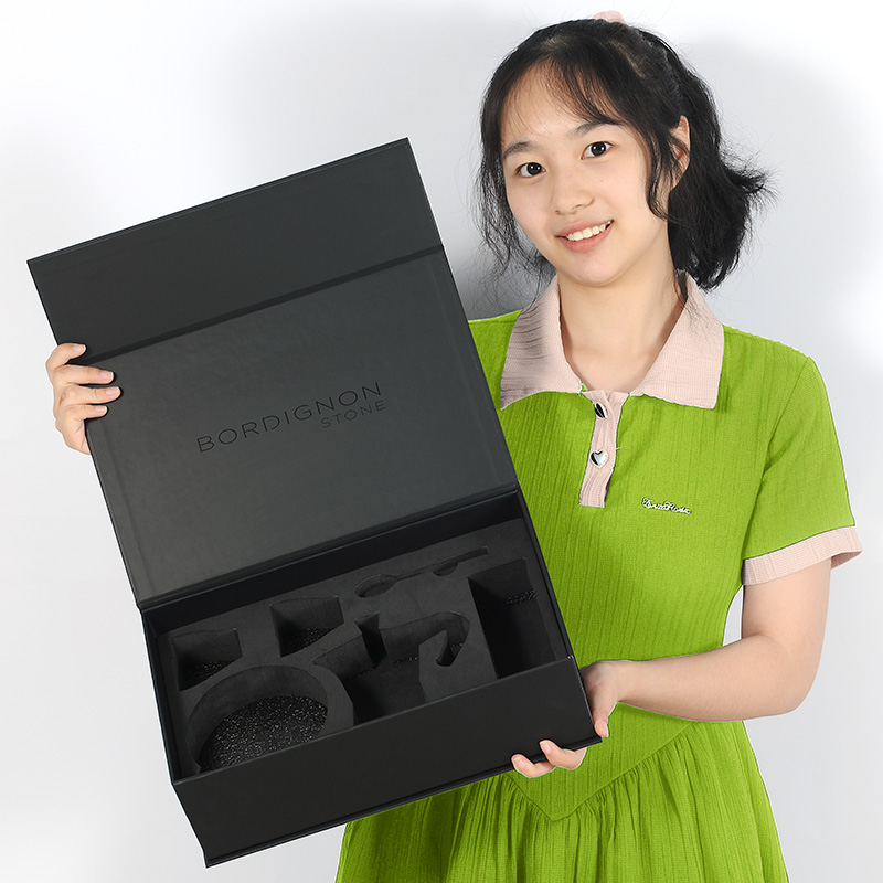 Custom Recyclable Logo Design Luxury Handmade Rigid Paper Box Cosmetics Perfume Case Magnetic Jewelry Gift Packaging Boxes