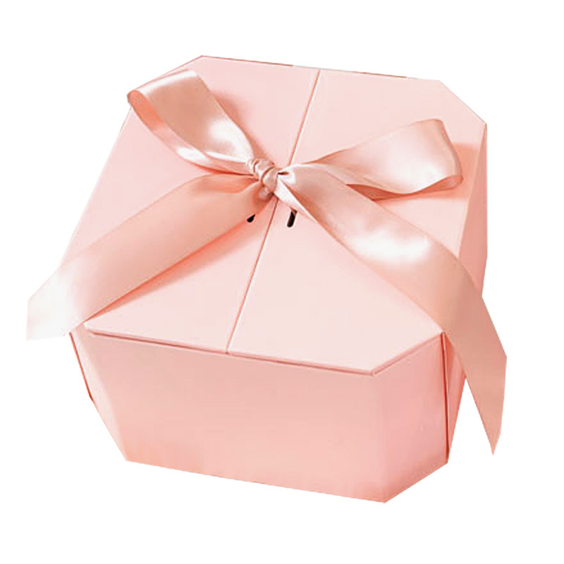 Luxury Gift Box Detail 10