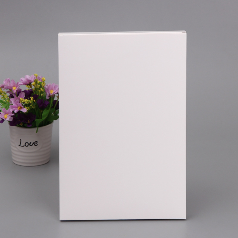 Customized Kraft Paper Boxes Environmentally Friendly Biodegradable Holiday Gift Packaging Box