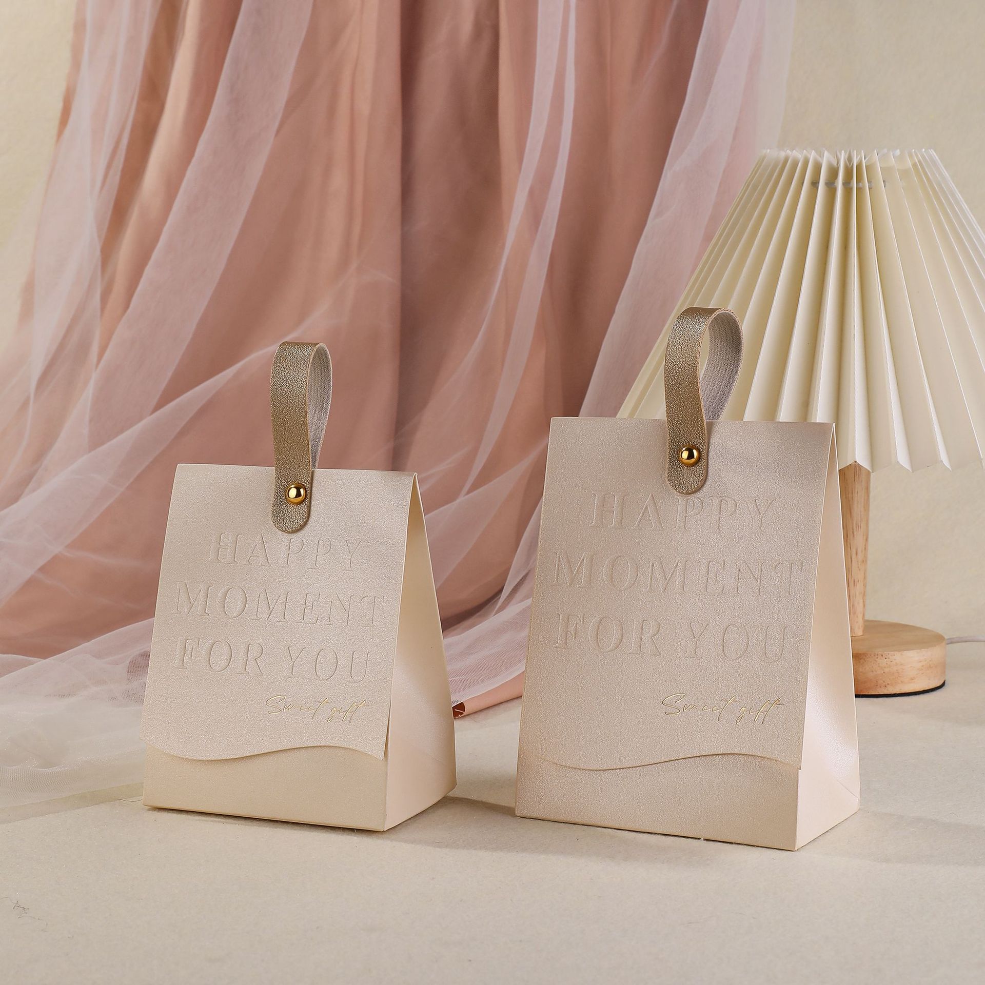 Wedding Guests Gift Packaging Wholesale Chocolate Paper Packaging Boxes for Wedding Gifts Packaging