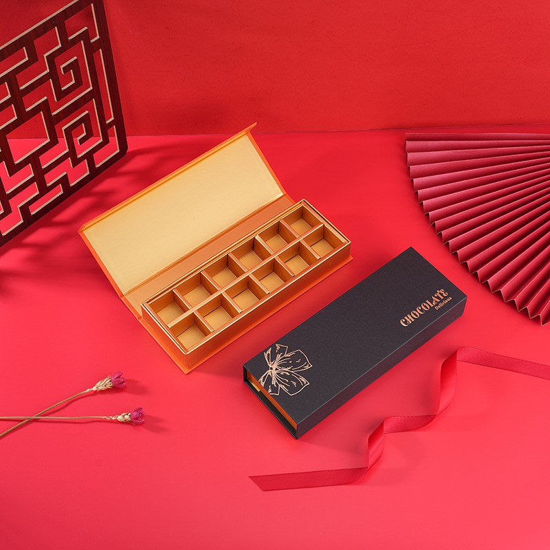 Custom Hot Stamping Logo Gift Packaging Magnetic Lid Paper Boxes Recyclable Luxury Elegant Chocolate Box With 12 Dividers