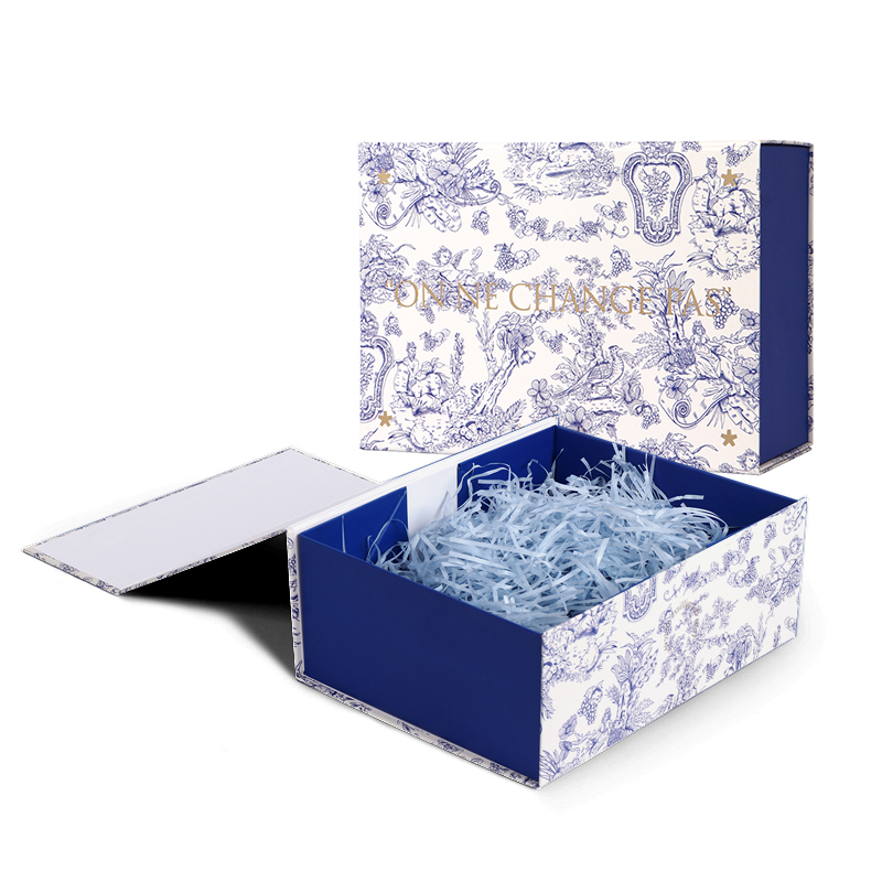 Wholesale Luxury Packaging Boxes Custom Printing Folding Rigid Paper Cardboard Magnetic Gift Box With Ribbon