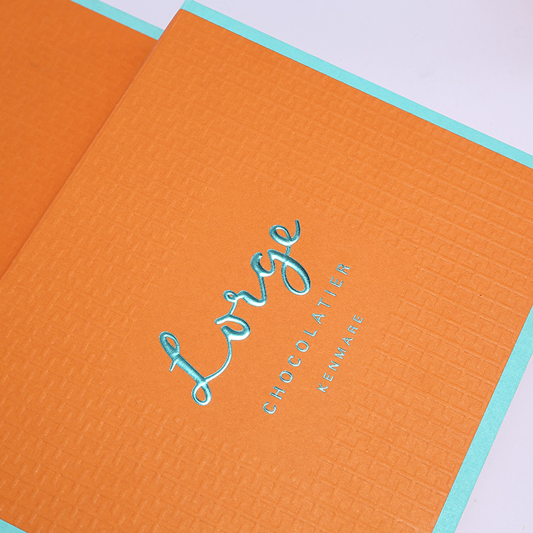 Luxury Custom Book Shape Empty Candy Packing Chocolate Packaging Gift Box with Insert Dividers