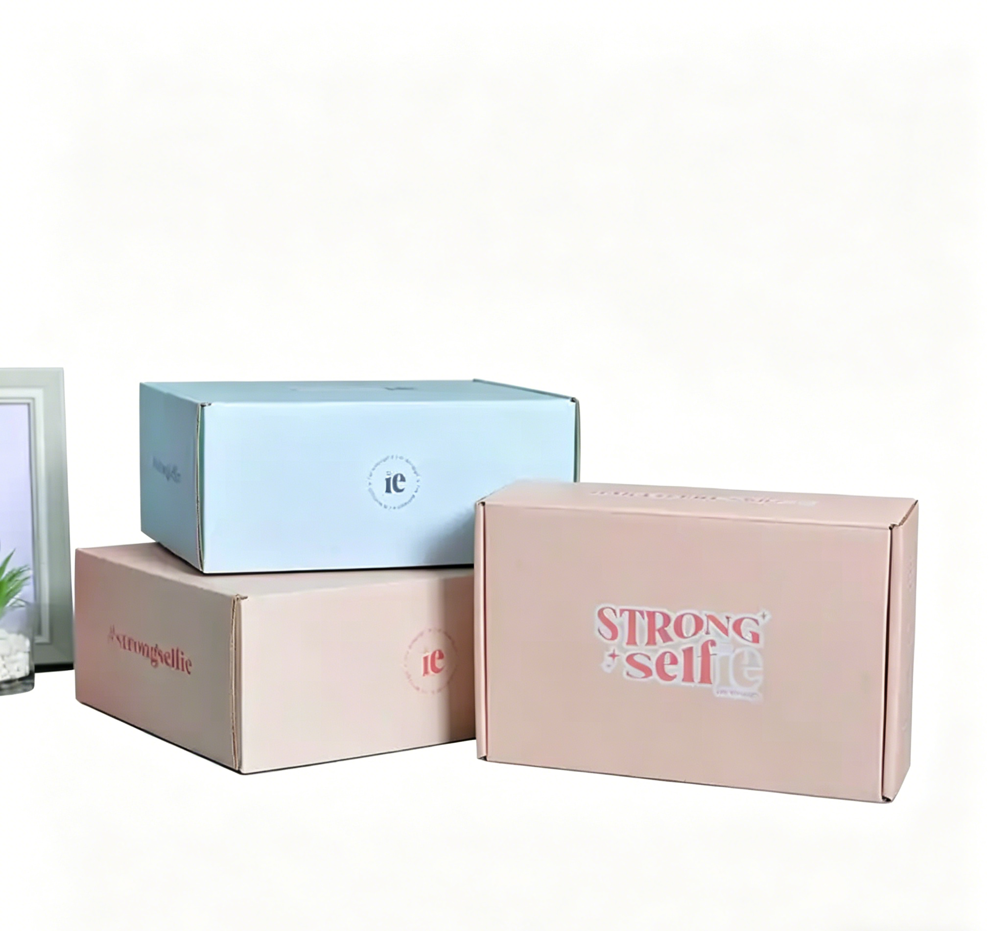 Luxury Eco-Friendly Green Gift Mailer Box Custom Logo UV Printed Rigid Cardboard Box Recyclable Premium Packaging for Cosmetics