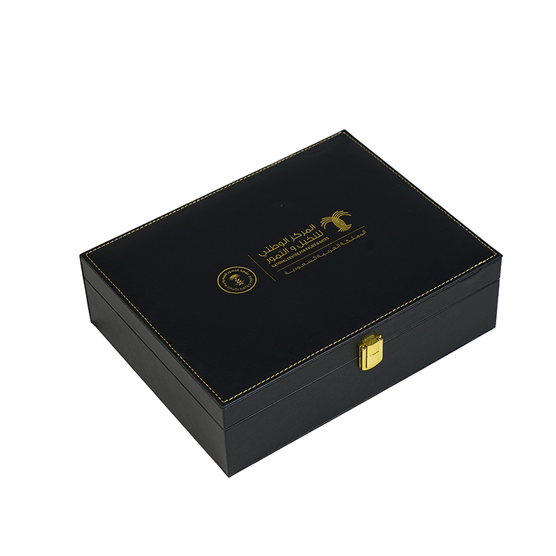 Wholesale Luxury Magnetic Closure Gift Box Clothing Packaging Empty Magnet Matte Black Rigid Paper Boxes with Handle Recyclable