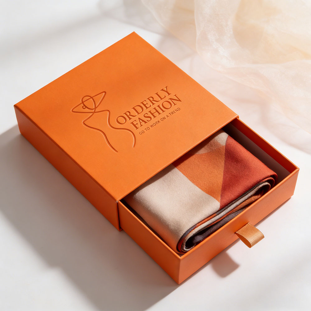 Custom Logo Print Debossing Luxury Paper Hard Cardboard Drawer Box Packaging Jewelry Underwear Sock Silk Scarf Sliding Out Box