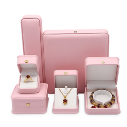 Jewelry Showcase 13