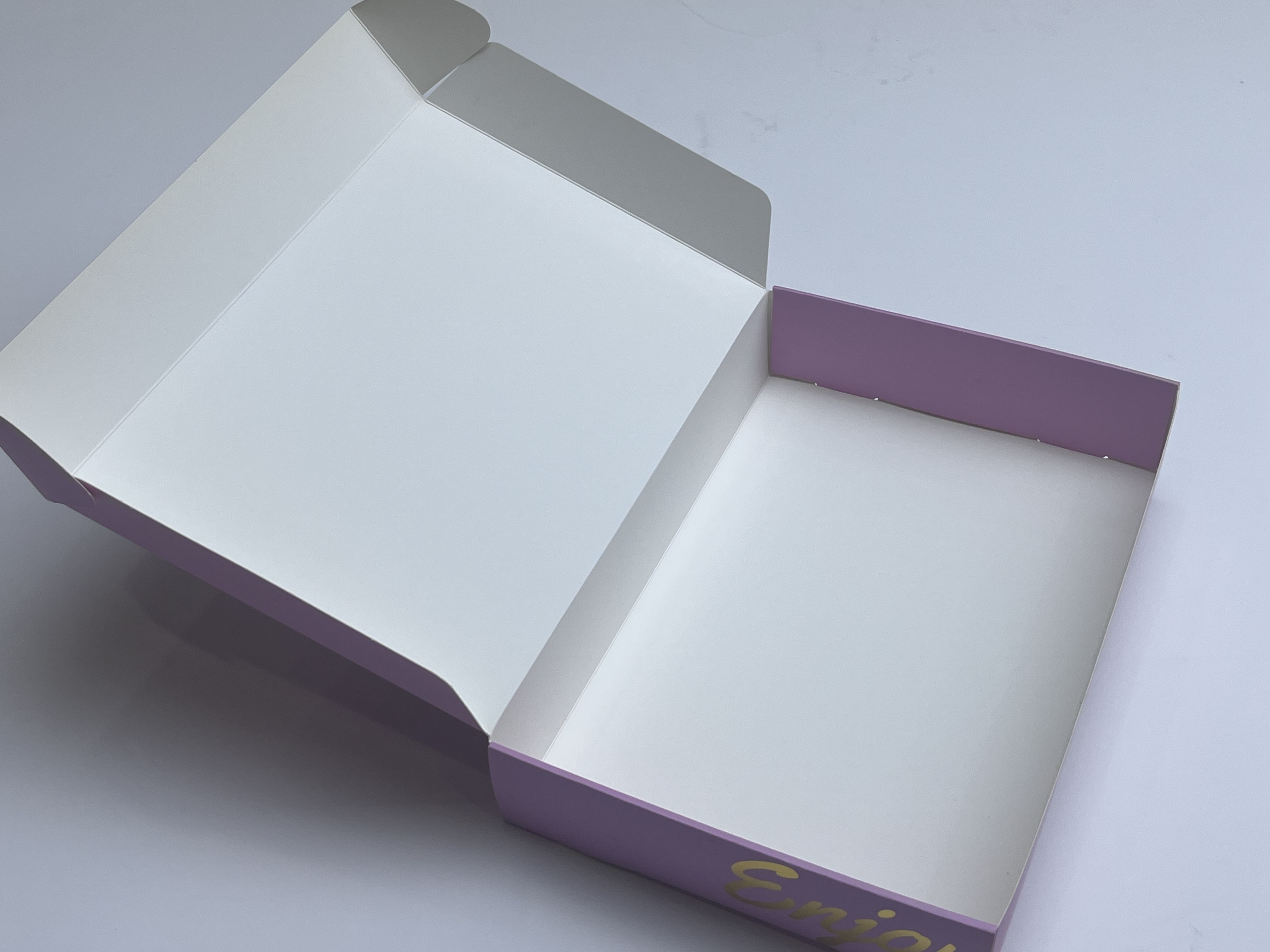 Hot Selling Factory Custom Logo Shipping Package Printed Shipping Paper Mailer Box With Logo for Perfume Water Glass Gift Box