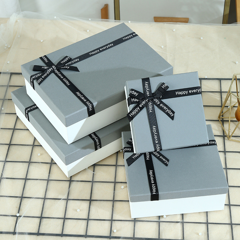 Extra-hard triple-layer corrugated cardboard