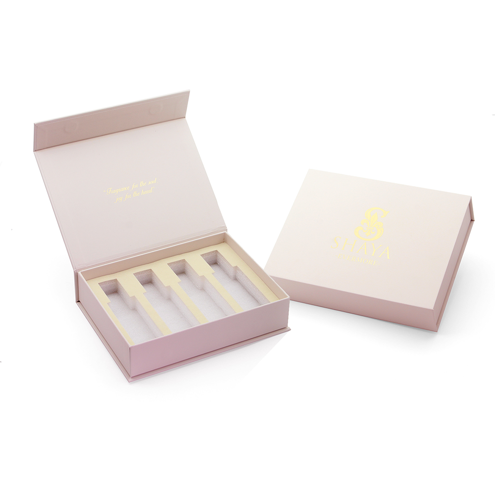 Custom logo Cardboard Foldable Rigid Qr Code Box Packaging Perfume Cosmetic Magnetic Closure Gift Packaging Box With Insert