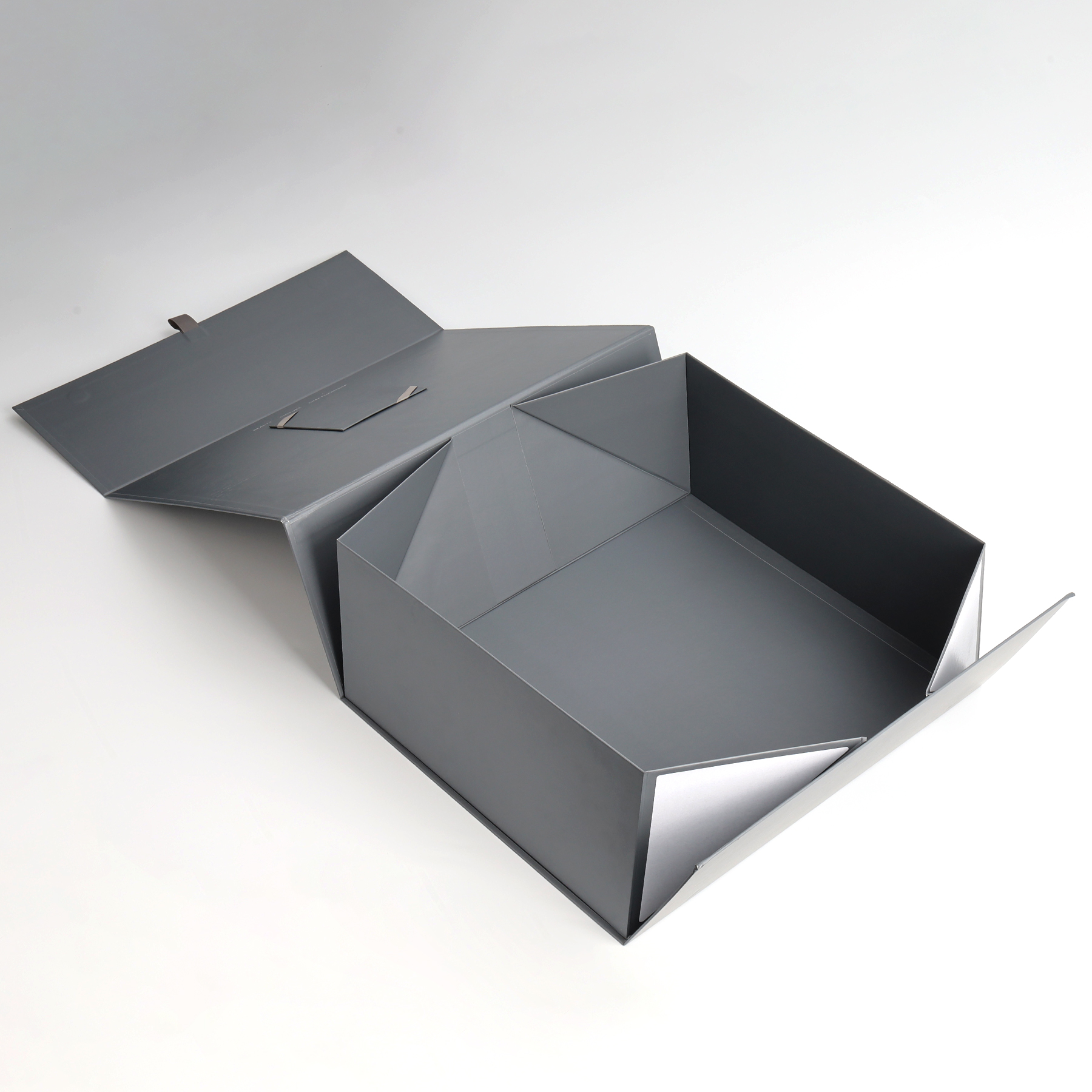 Custom Luxury Folding Flip Top Case Premium Grey Magnetic Closure Rigid Box Ribbon Handle Matte Finish Inner Paper Boxes