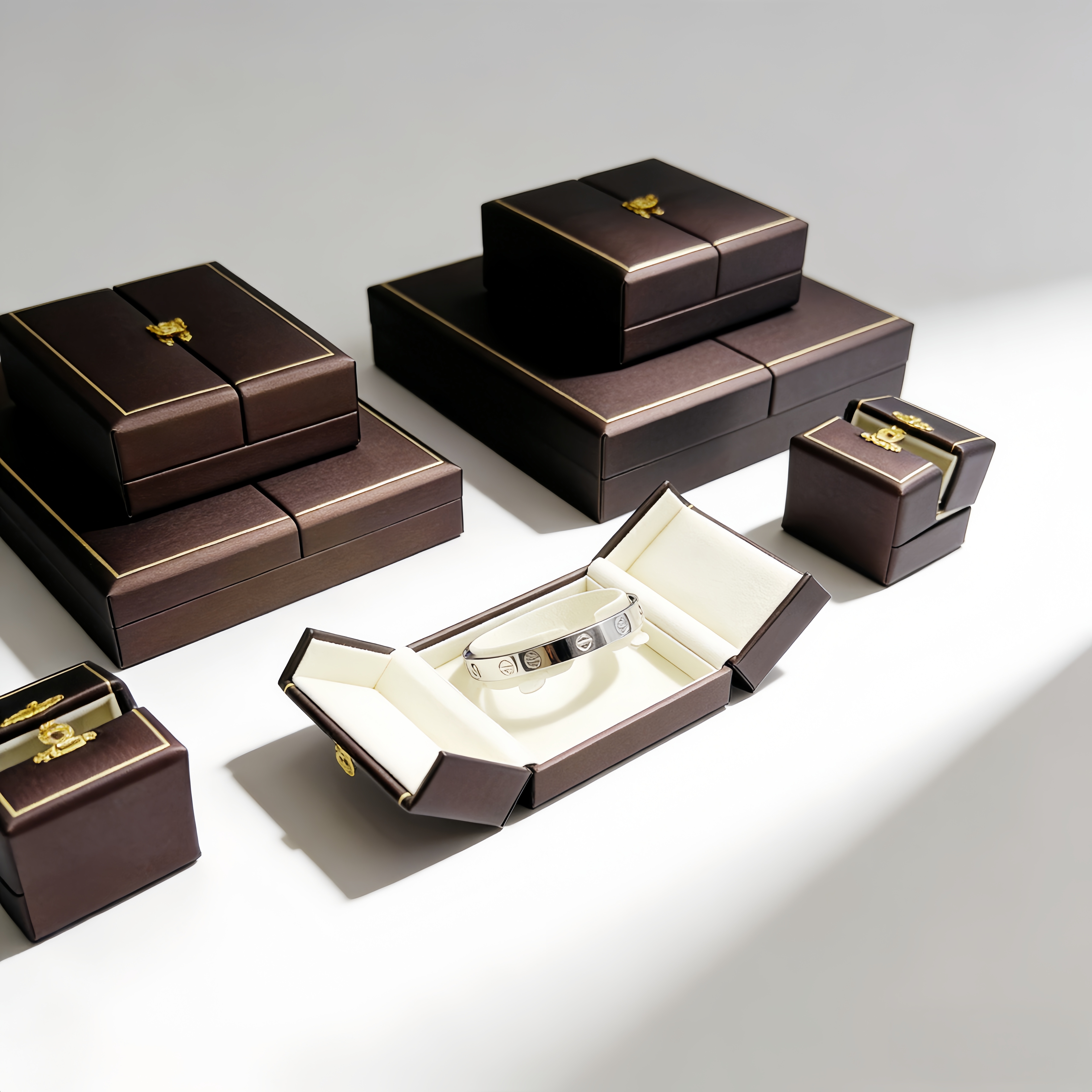 Factory High-end Customized LOGO New PU Brushed Leather Bag Jewelry Box Ring Necklace Jewelry Packaging Jewelry Box