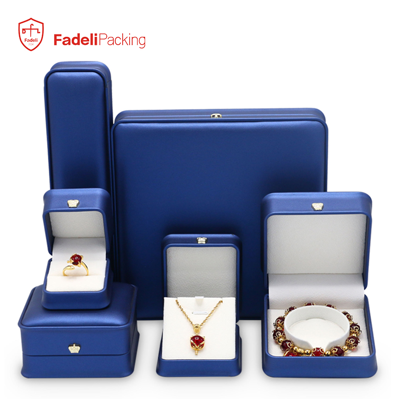 Jewelry Showcase 16