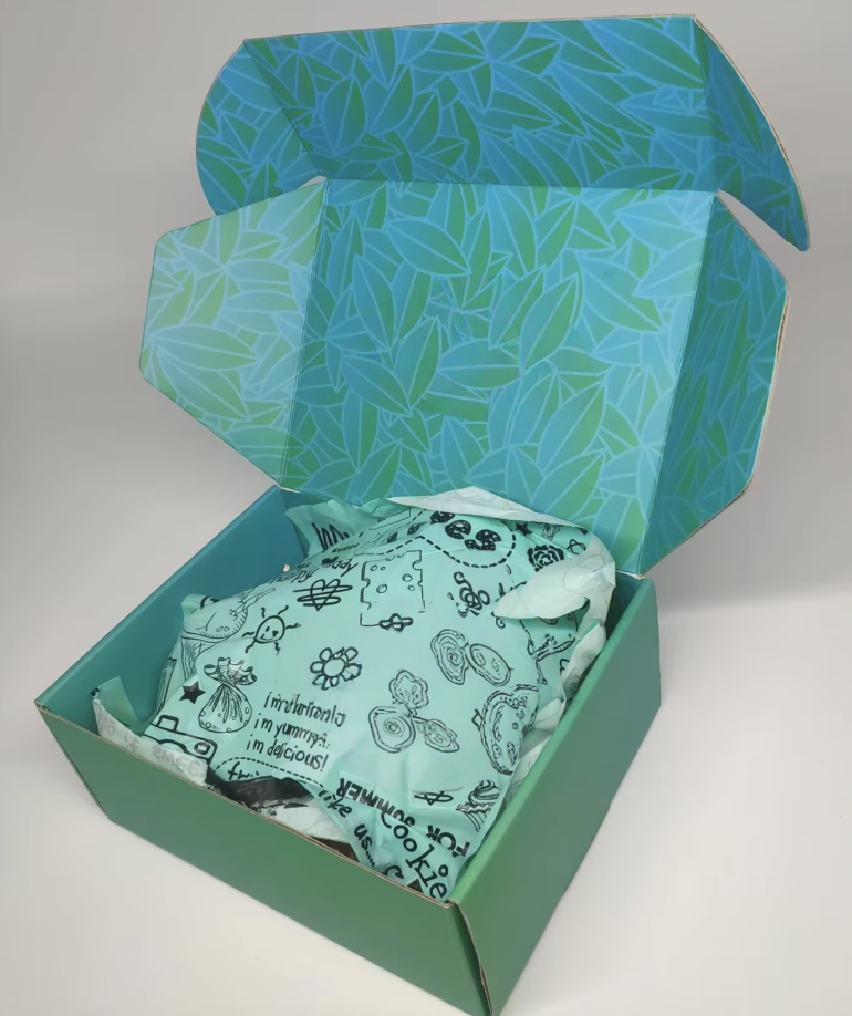 Customizable Stylish Eco-Friendly Durable Waterproof Recycled Materials Recyclable Kraft Paper Foldable Birthday Gift Boxs