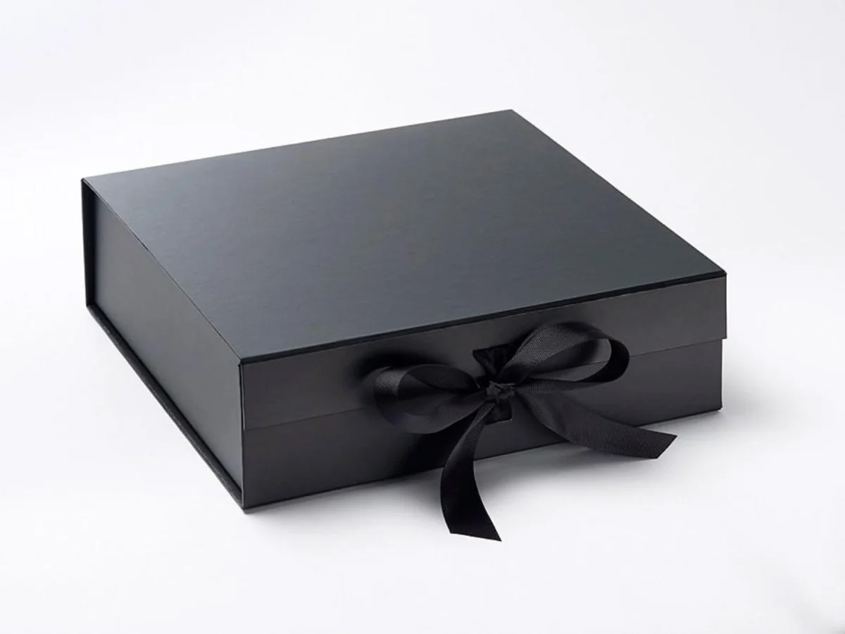 Trending Custom Art Gift Box Magnetic Closure Sponge Lining Personalized Logo Luxury Packaging For Brand Promotion Fast Shipping