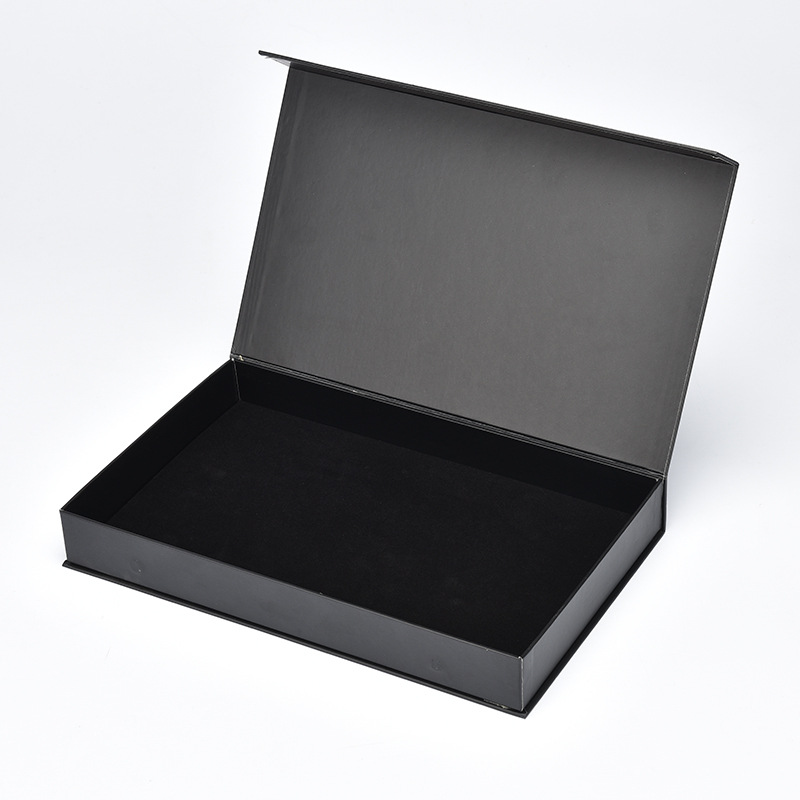 Durable Wedding Gift Invitation Card Boxes Hair Care Paper Cardboard Gift Box with Mental Handle