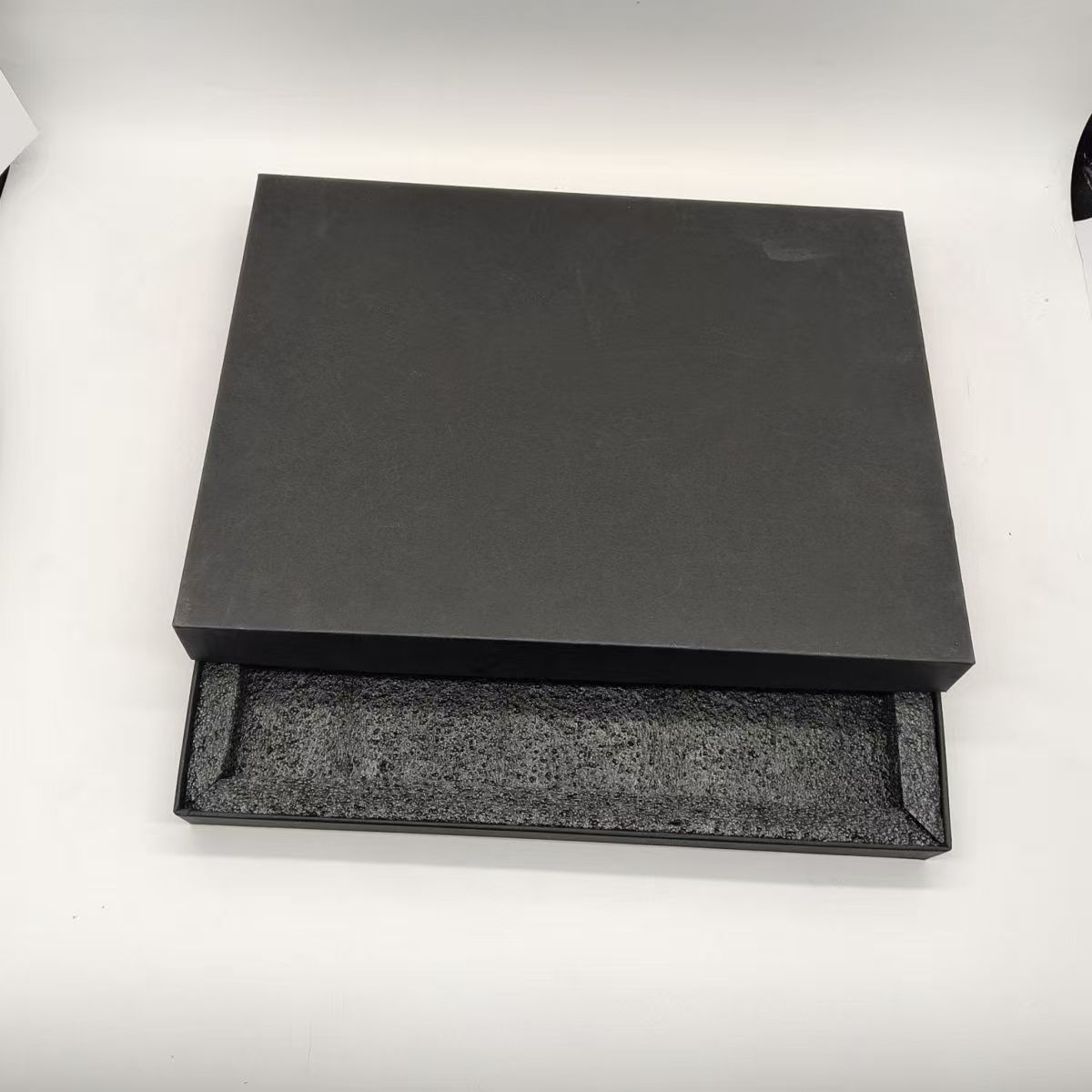 Custom Eco-Friendly Corrugated Mailer Boxes | 4-Color Flexo Printed Rigid Aircraft Box Reusable &amp; Recyclable for Wine &amp; Gifts