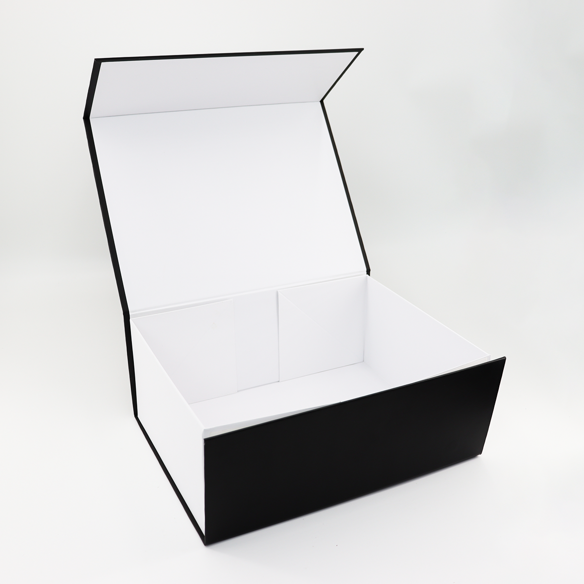 Luxury Foldable Black Magnetic Paperboard Gift Packaging Box With UV Printed Custom Logo And Magnetic Closure
