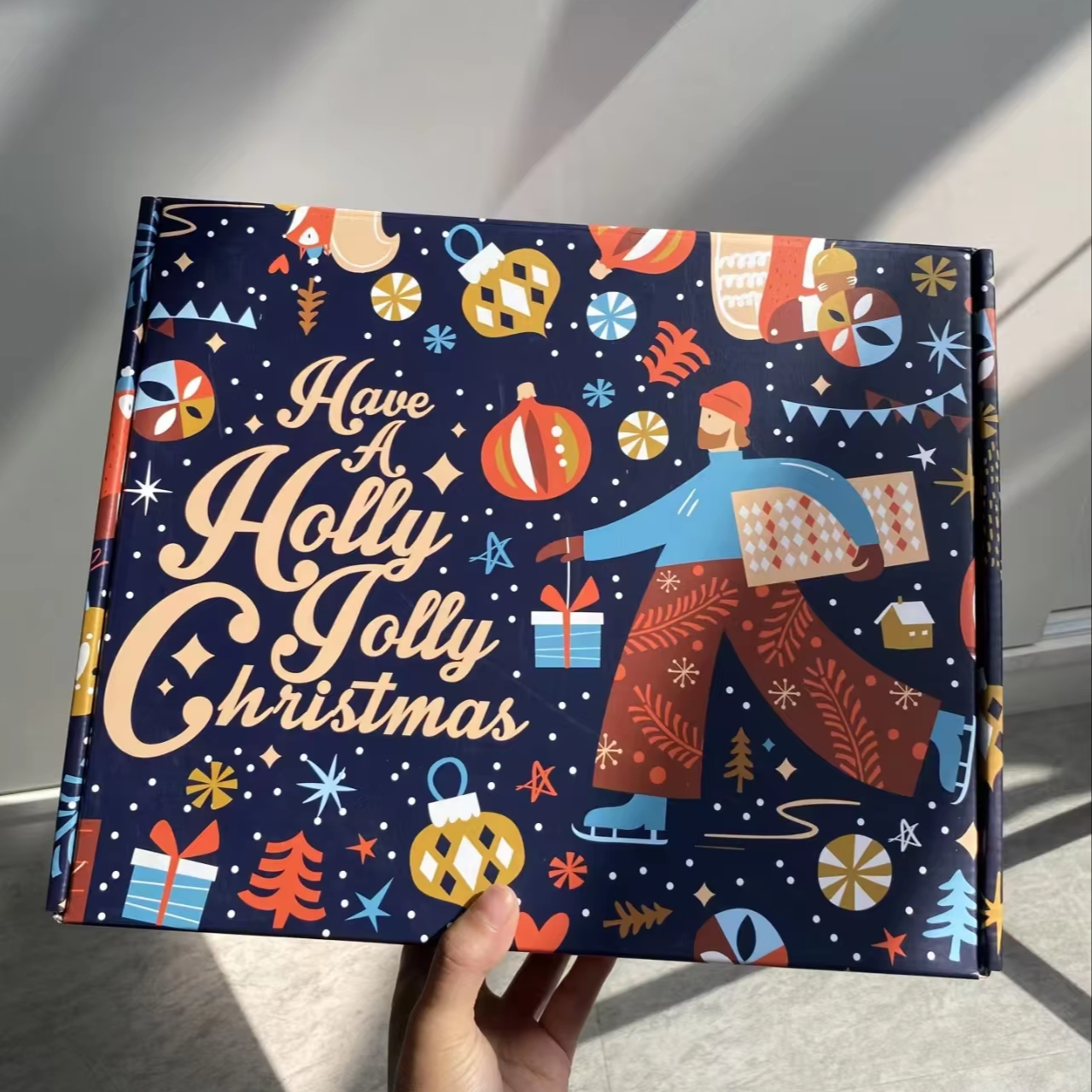 Customized Color Packaging Box Creative Design Pattern Gift Boxes And Eco-friendly Paper Boxes Are Used For Packaging