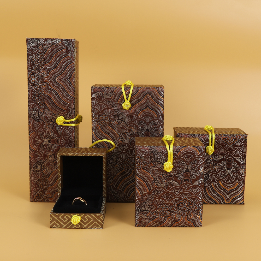 Wholesale Customization Chinese style jewelry packaging celebration gift box necklace bracelet ring Brown velvet jewelry box