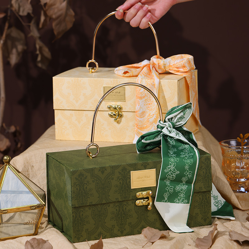 Customized Luxury Souvenir Gift Box With Handle Chocolate Gift Box Packaging for Wedding
