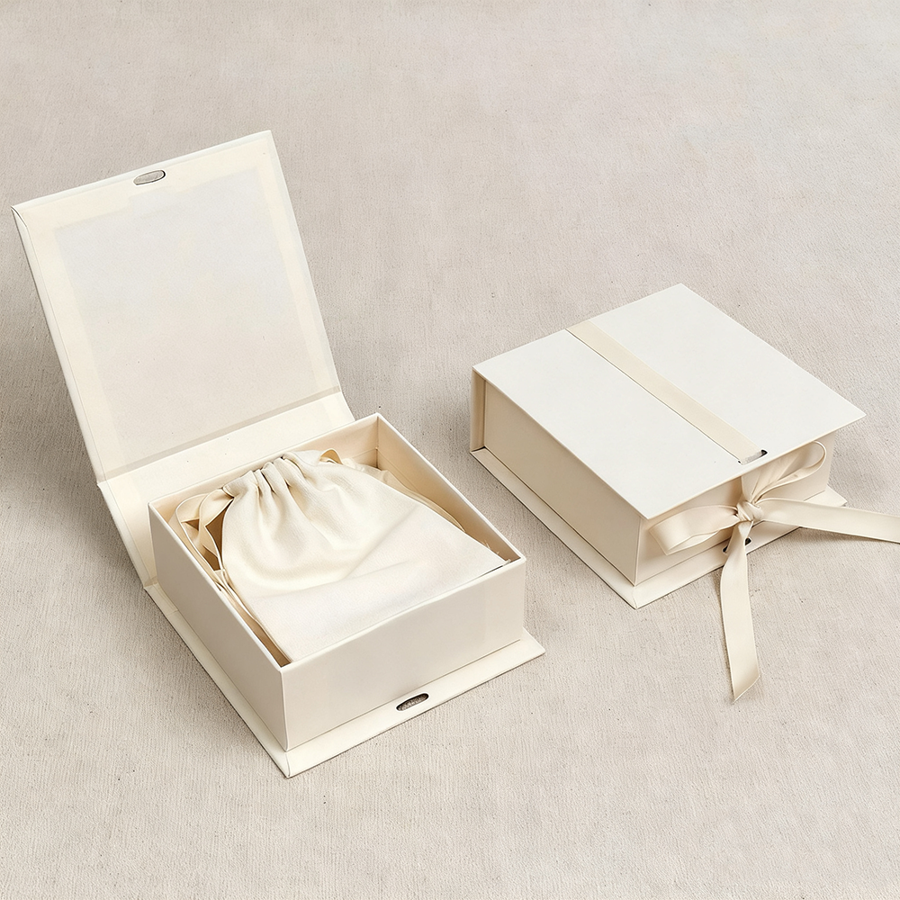 Recyclable Cardboard Jewelry Gift Box Crafted for Luxury Presentation and Unboxing Experience OEM ODM Supported