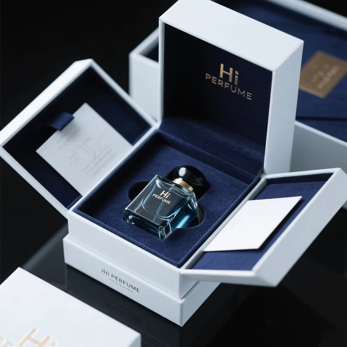 Wholesale Foldable Perfume Gift Box Secure Magnetic Closure Premium Perfume Gift Box For Perfume Gift Packaging