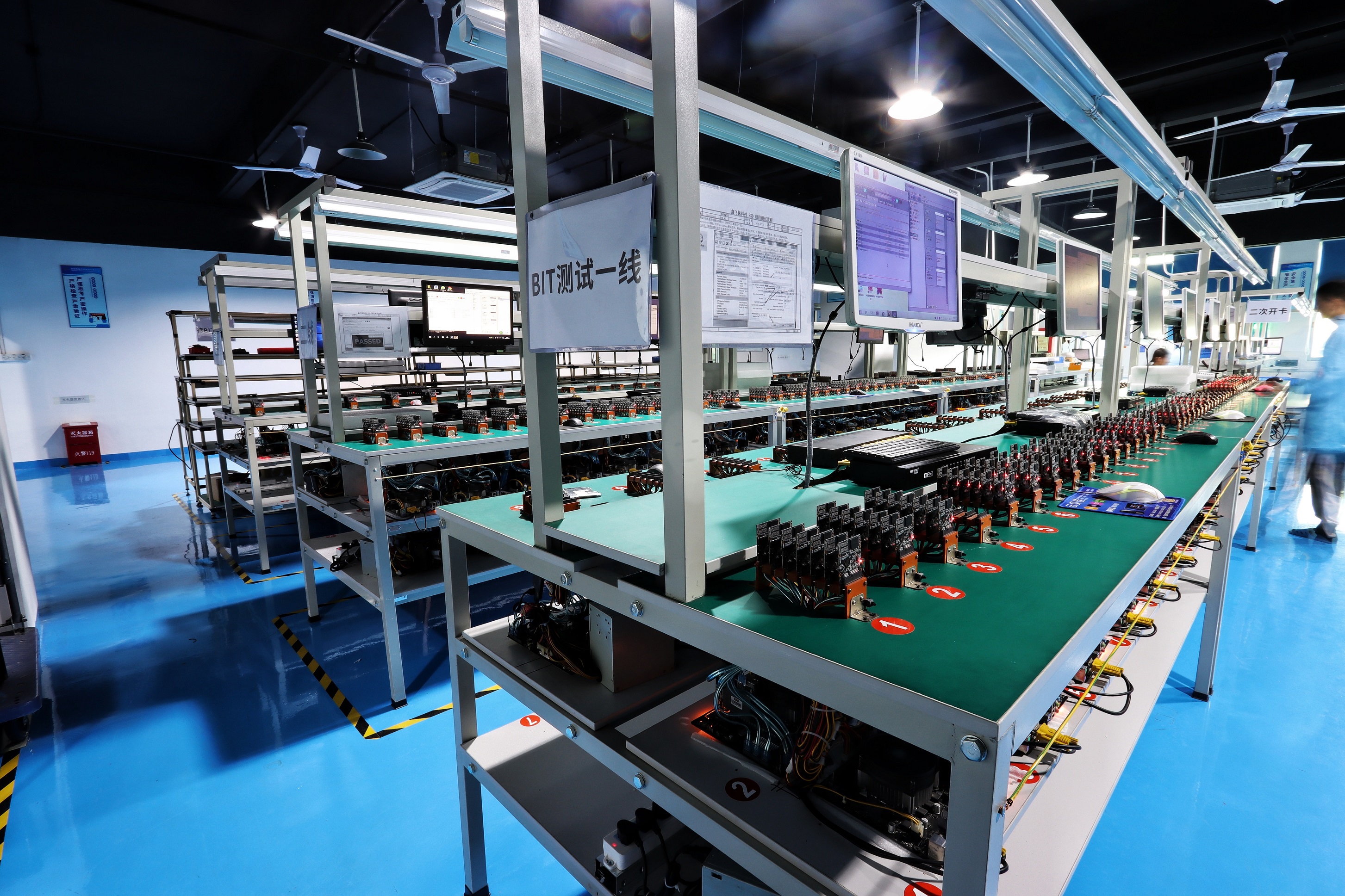 VoltDRAM DDR5 desktop and workstation memory modules — high-frequency DRAM for PC platforms