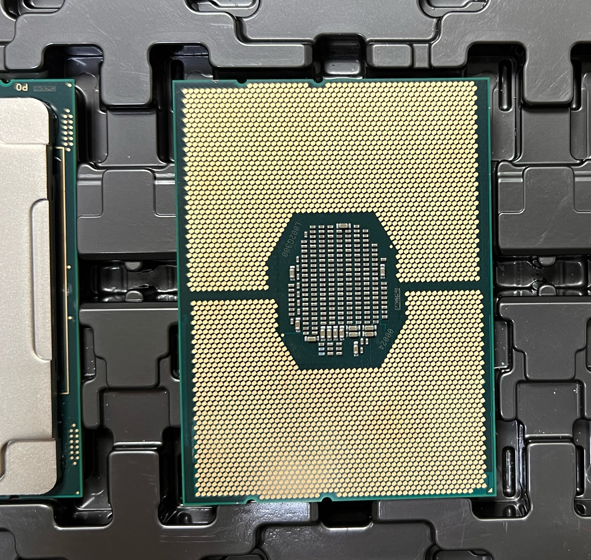 Original Server Cpu Gold 6126 6130 6132 6138 6140 6142 6146 6148 6150 6152 6154 Intel Xeon 12 14 16 18 20 Core CPUs Processor