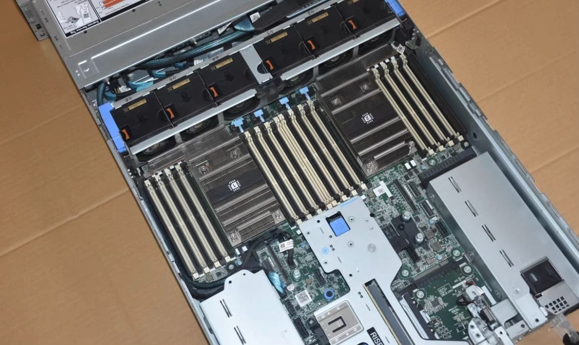 Server Image 3