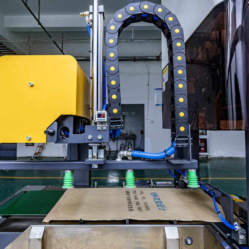 Smart Small Size 10-50KG Auto PLC Controlled Bag Packaging Machine For Food Granule Powder With High Accuracy Weighing Filling